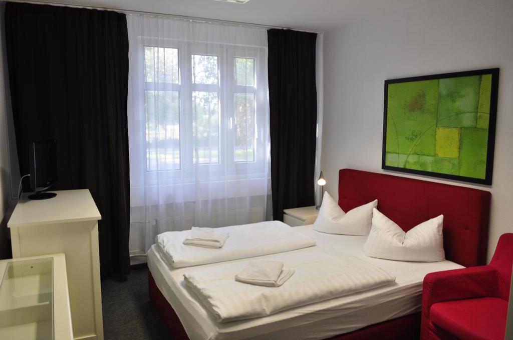 Apart Hotel Ferdinand Berlijn Buitenkant foto