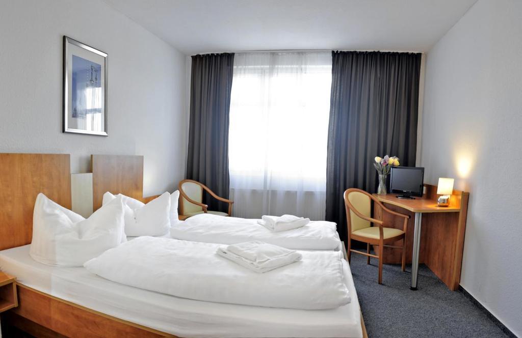 Apart Hotel Ferdinand Berlijn Buitenkant foto